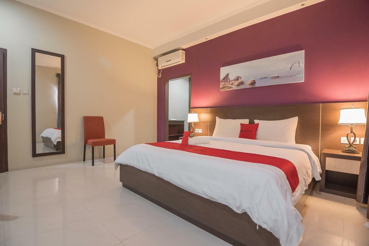Reddoorz Plus @ Tanjung Pandan Belitung 2 Exterior photo